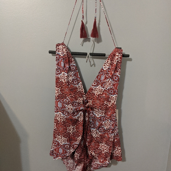 Halter Low-Back Plunging Romper - Picture 4 of 5